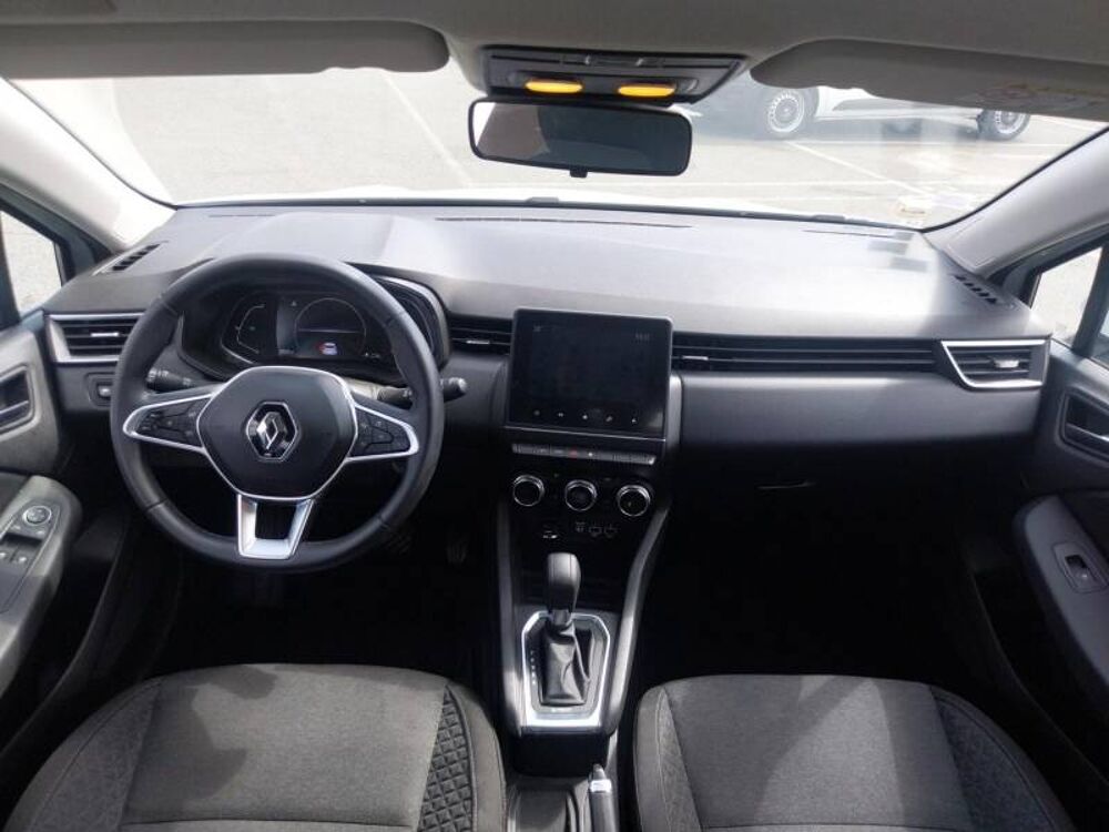 Clio E-Tech 140 - 21N Business 2022 occasion 29000 Quimper