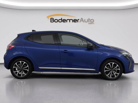 Clio E-Tech full hybrid 145 ch GSR2 Techno 2025 occasion 22200 Guingamp