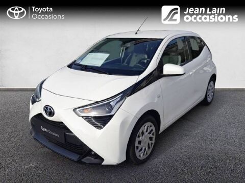 Aygo 1.0 VVT-i x-play 2020 occasion 38920 Crolles