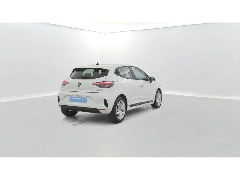 Clio E-Tech full hybrid 145 Evolution 2024 occasion 61000 Alen&ccedil;on