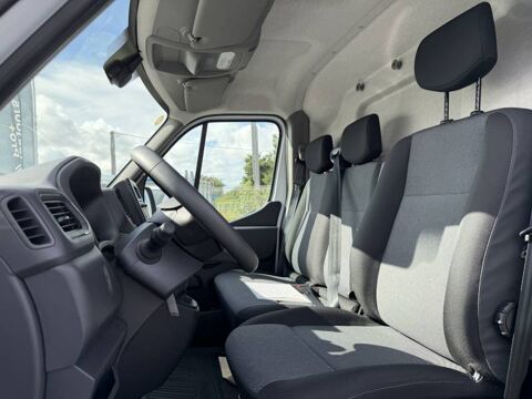 Master MASTER FGN TRAC F3500 L3H3 BLUE DCI 135 CONFORT 2024 occasion 22200 Guingamp