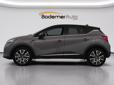 Captur E-Tech Plug-in 160 - 21 Initiale Paris 2022 occasion 29000 Quimper