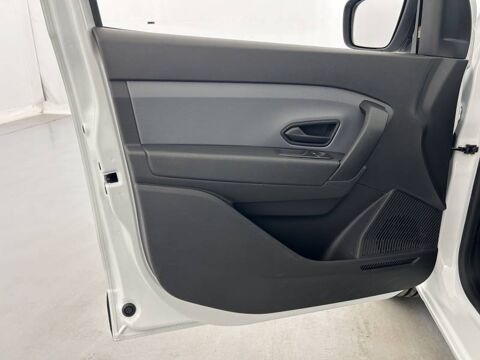Express EXPRESS VAN BLUE DCI 95 - 22 CONFORT 2024 occasion 22400 Lamballe
