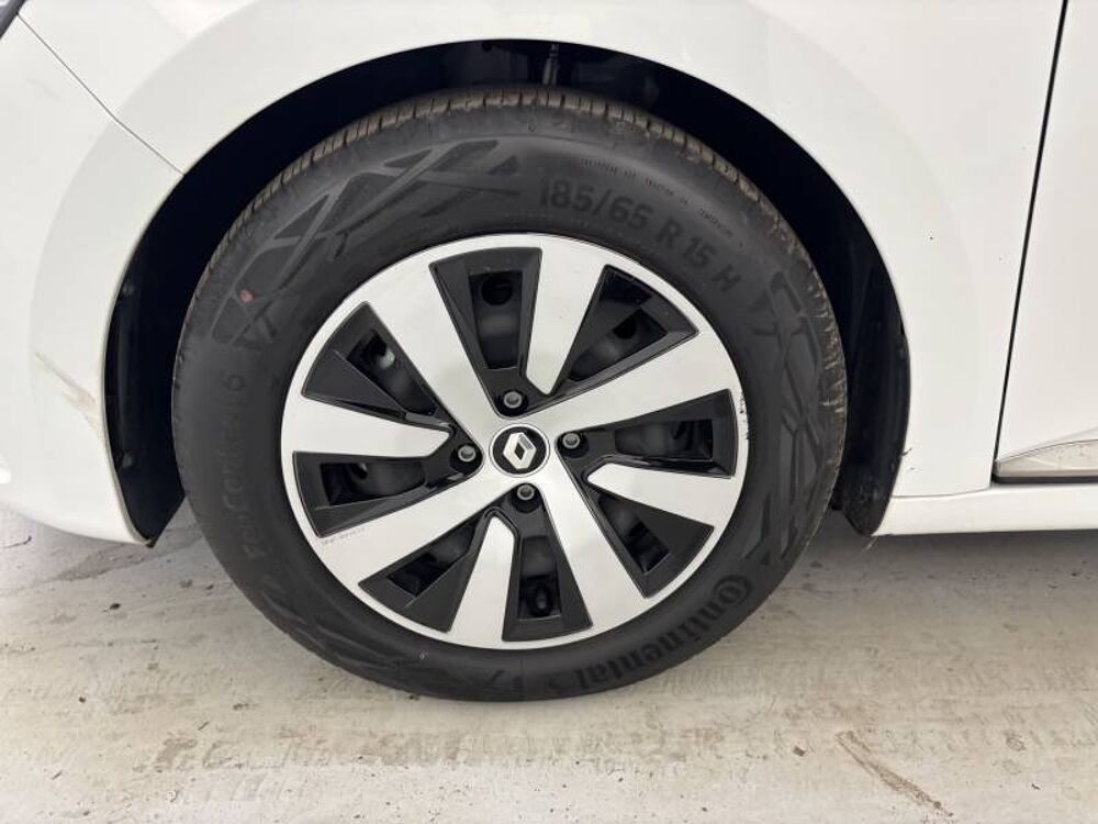 Clio E-Tech full hybrid 145 Evolution 2023 occasion 14200 H&eacute;rouville-Saint-Clair