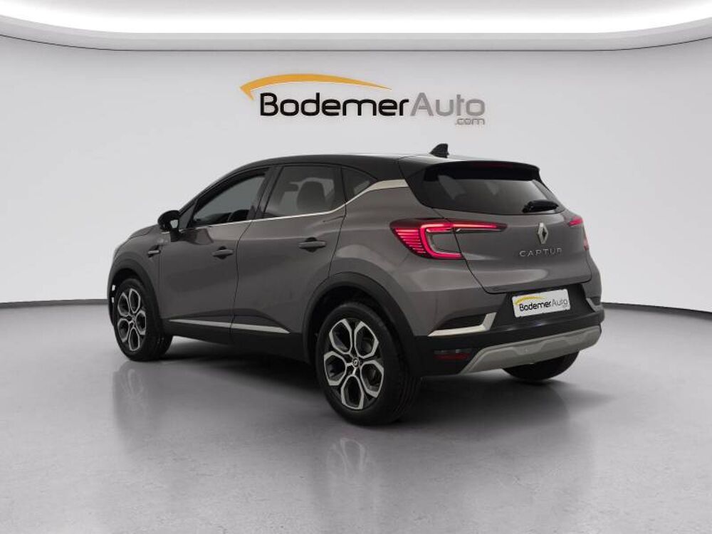 Captur mild hybrid 140 Techno fast track 2023 occasion 56850 Caudan