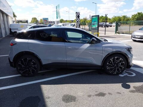 M&eacute;gane Megane E-Tech 220 ch autonomie confort esprit Alpine 2026 occasion 61200 Argentan