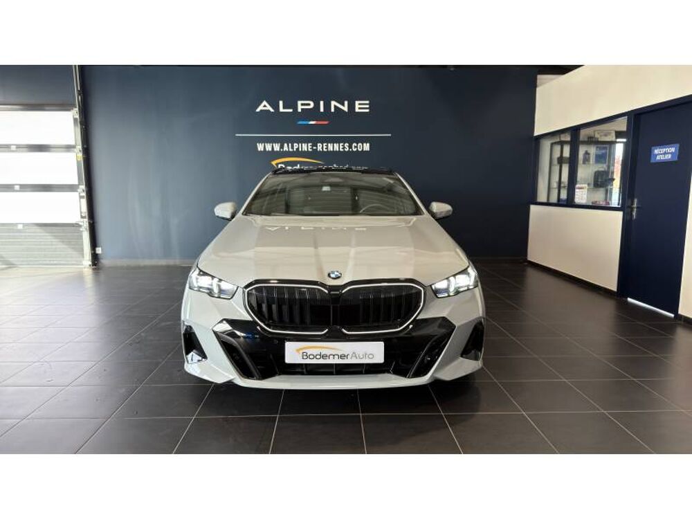 S&eacute;rie 5 Touring 540d xDrive 303 ch BVA8 M Sport 2024 occasion 35760 Saint-Gr&eacute;goire