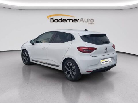 Clio E-Tech full hybrid 145 Evolution 2023 occasion 29000 Quimper