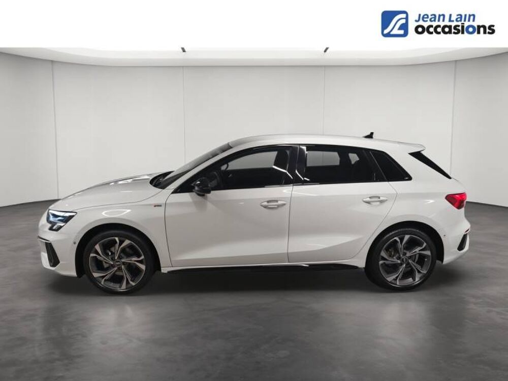 A3 Sportback 35 TFSI Mild Hybrid 150 S tronic 7 S Line 2022 occasion 38130 &Eacute;chirolles