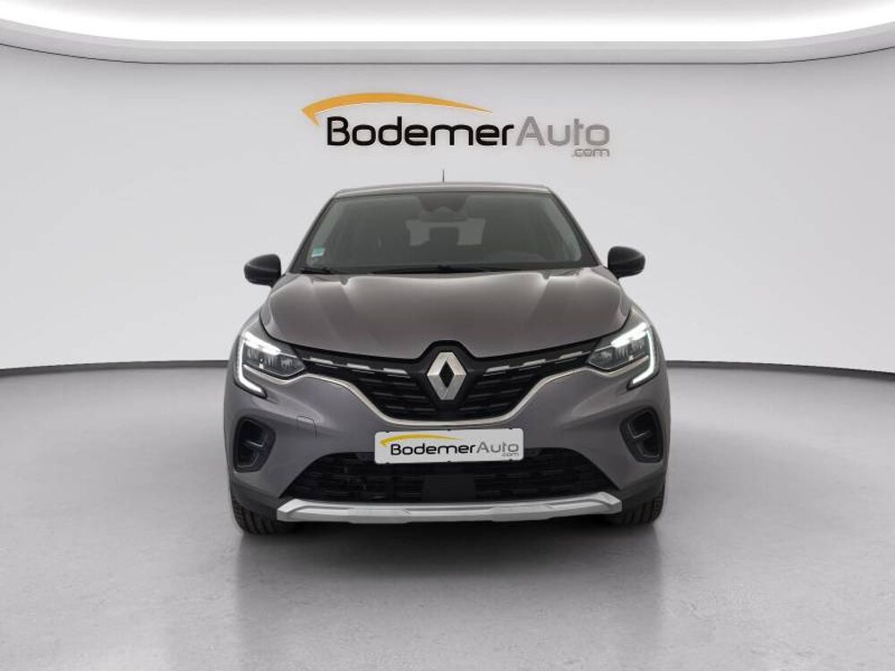 Captur E-Tech Plug-in 160 - 21 Intens 2022 occasion 22200 Guingamp