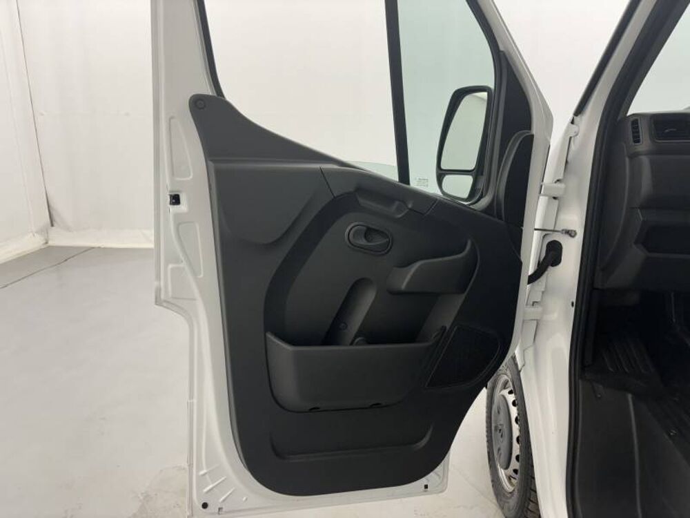 Master MASTER FGN TRAC F3500 L3H3 BLUE DCI 135 CONFORT 2024 occasion 22000 Saint-Brieuc