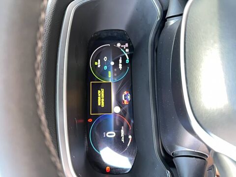 Captur E-Tech Plug-in 160 - 21 Intens 2021 occasion 49070 Beaucouz&eacute;