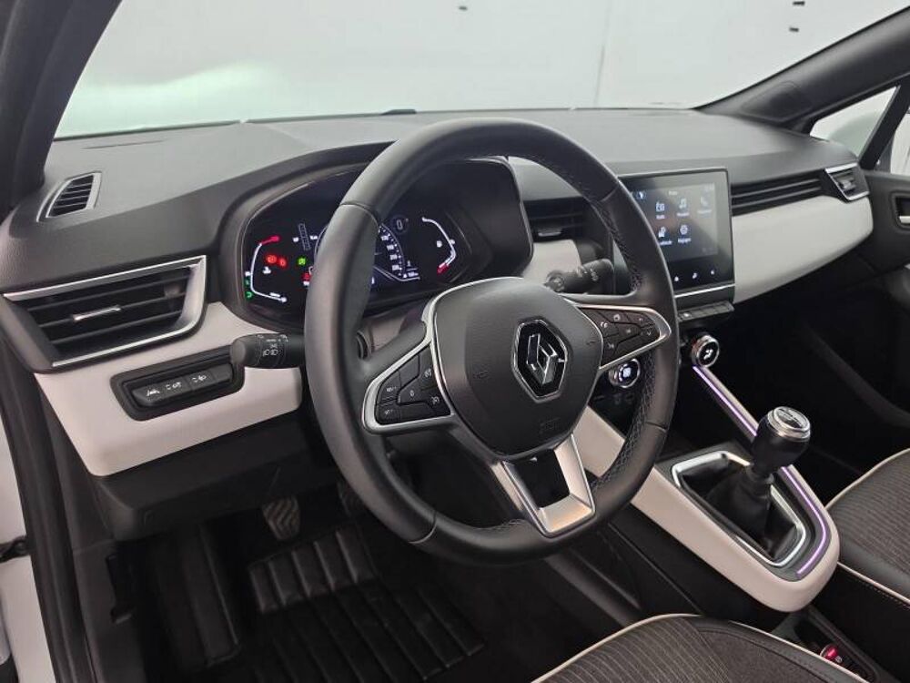 Clio TCe 90 - 21N Intens 2022 occasion 29900 Concarneau