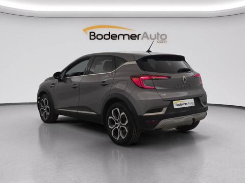 Captur E-Tech Plug-in 160 - 21 Intens 2022 occasion 22200 Guingamp