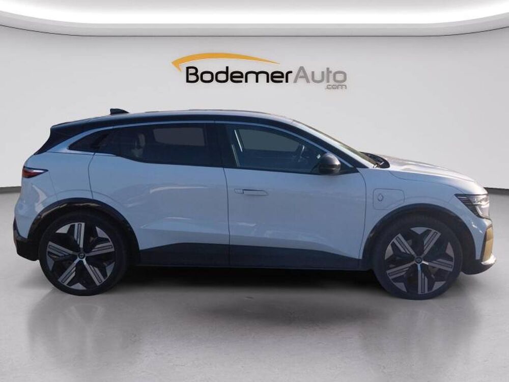 M&eacute;gane Megane E-Tech EV60 220 ch super charge Iconic 2023 occasion 29200 Brest