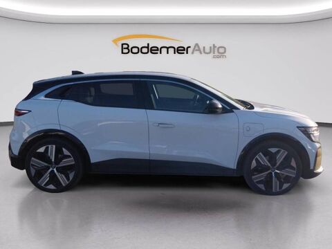 M&eacute;gane Megane E-Tech EV60 220 ch super charge Iconic 2023 occasion 29200 Brest
