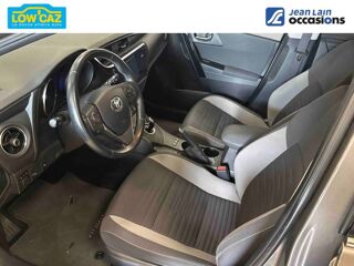 Auris Hybride 136h Design 2017 occasion 38360 Sassenage