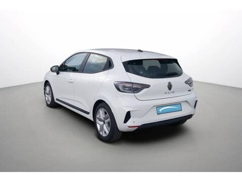 Clio E-Tech full hybrid 145 Evolution 2023 occasion 29000 Quimper