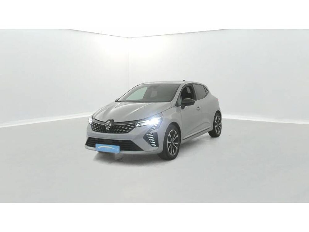 Clio E-Tech full hybrid 145 Techno 2023 occasion 56850 Caudan