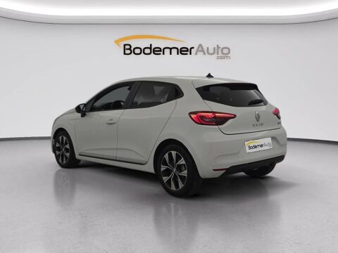 Clio E-Tech full hybrid 145 Evolution 2022 occasion 61000 Alen&ccedil;on