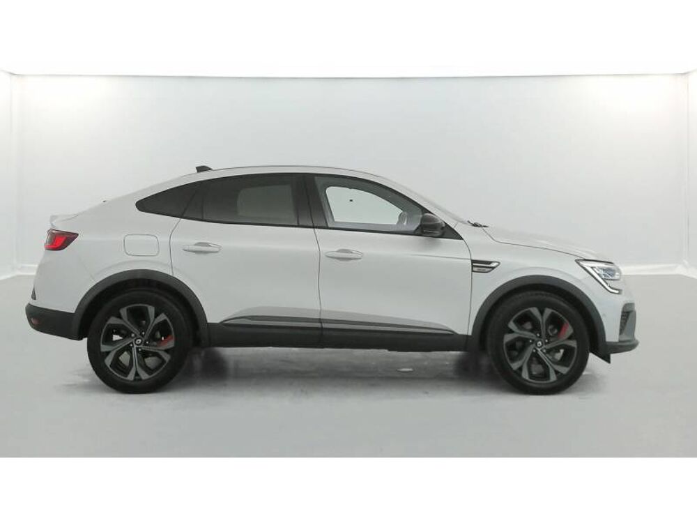 Arkana E-Tech hybride 145 R.S. Line Fast Track 2022 occasion 14200 H&eacute;rouville-Saint-Clair