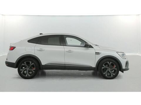 Arkana E-Tech hybride 145 R.S. Line Fast Track 2022 occasion 14200 H&eacute;rouville-Saint-Clair