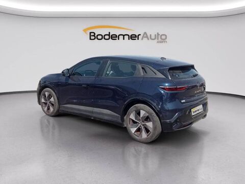 M&eacute;gane Megane E-Tech EV40 130ch boost charge Equilibre 2023 occasion 22400 Lamballe
