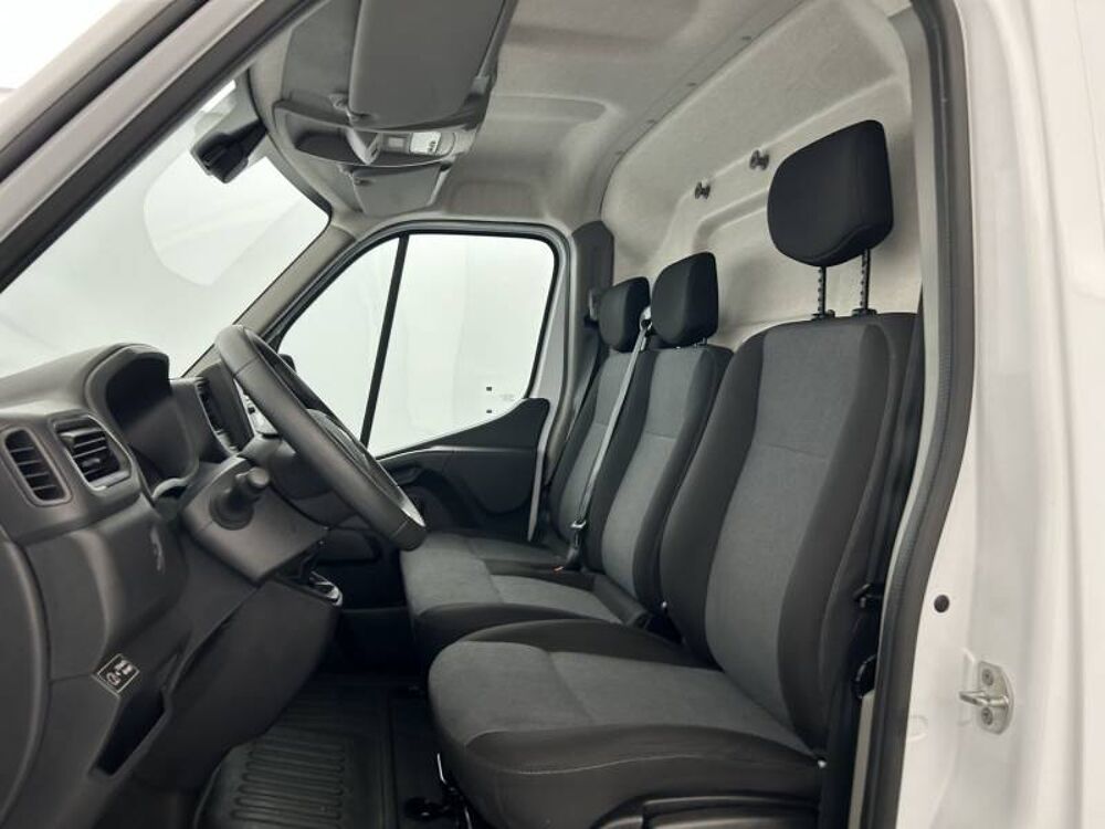 Master MASTER FGN TRAC F3500 L2H2 BLUE DCI 135 CONFORT 2024 occasion 56850 Caudan