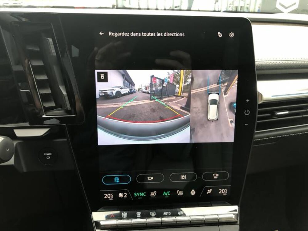 M&eacute;gane Megane E-Tech EV60 220 ch super charge Iconic 2023 occasion 14500 Vire