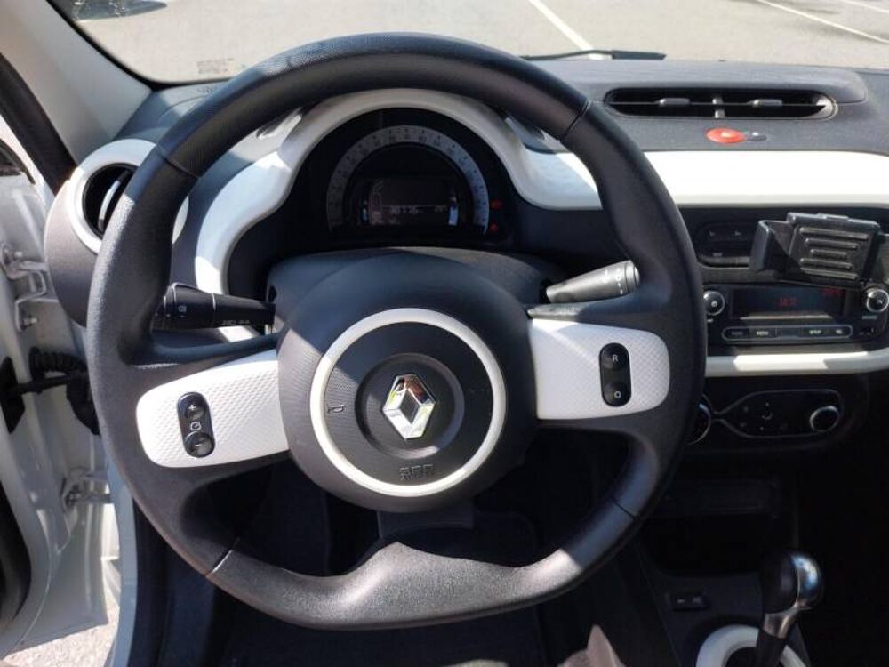 Twingo III E-Tech Authentic 2022 occasion 14200 H&eacute;rouville-Saint-Clair