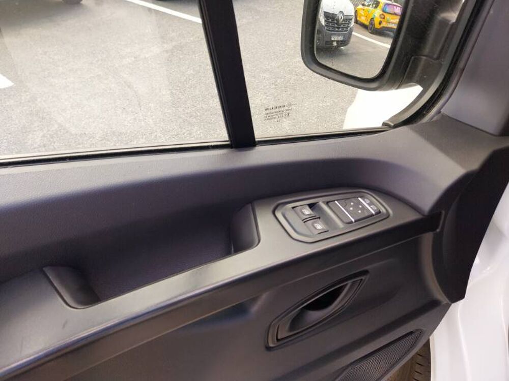 Trafic TRAFIC FG BLUE DCI 130 L1H1 3T GSR2 ADVANCE 2024 occasion 61200 Argentan