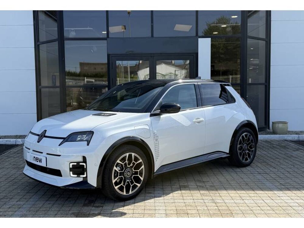 R5 Renault 5 E-Tech Electrique 150 ch autonomie confort Roland- 2026 occasion 22600 Loud&eacute;ac