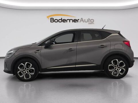 Captur E-Tech Plug-in 160 - 21 Intens 2022 occasion 22200 Guingamp