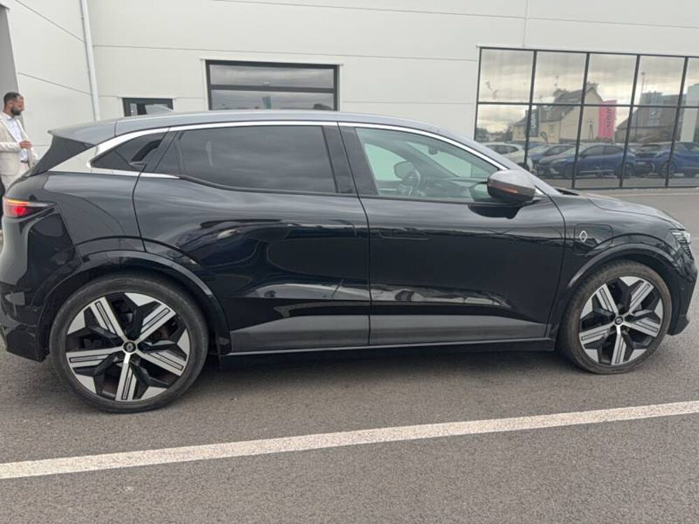 M&eacute;gane Megane E-Tech EV60 220 ch super charge Iconic 2023 occasion 22000 Saint-Brieuc