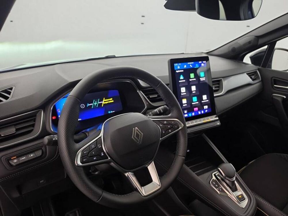 Symbioz E-Tech full hybrid 145 Iconic 2025 occasion 14200 H&eacute;rouville-Saint-Clair