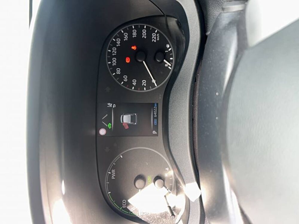 Yaris Hybride 116h Collection 2022 occasion 29150 Ch&acirc;teaulin