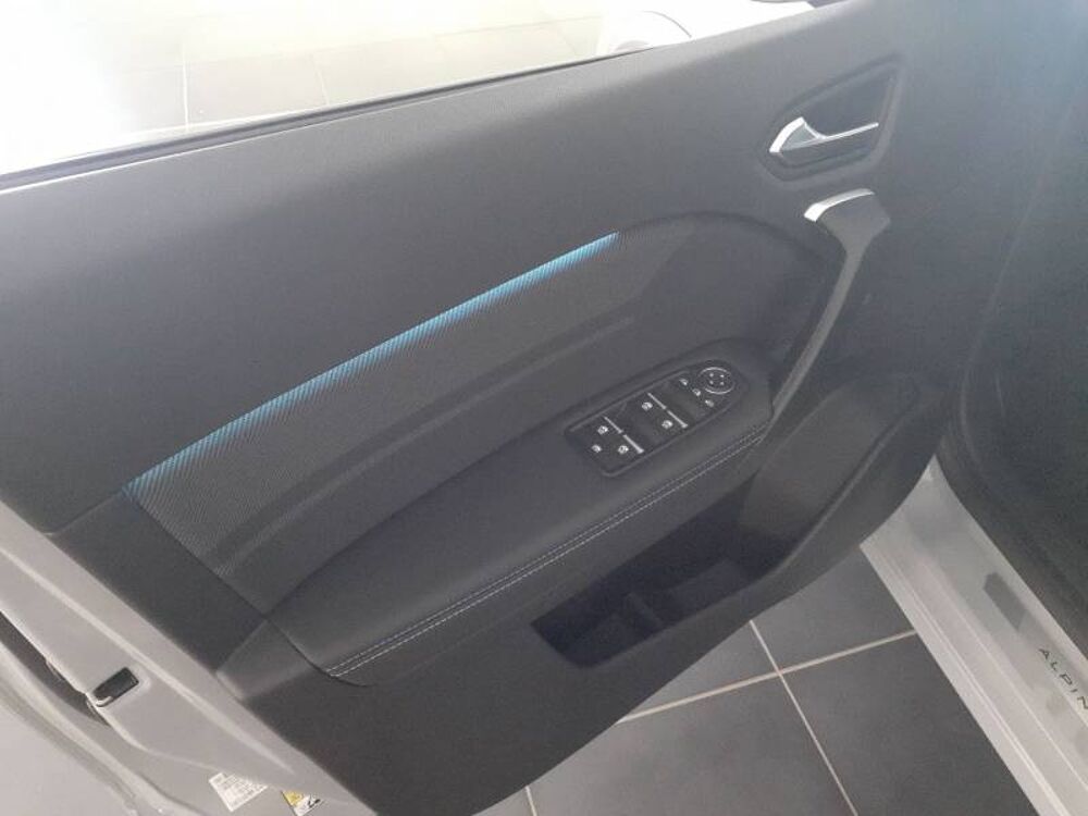 Captur E-Tech full hybrid 160 ch esprit Alpine 2026 occasion 29000 Quimper