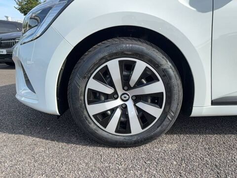 Clio E-Tech full hybrid 145 Equilibre 2023 occasion 56800 Plo&euml;rmel