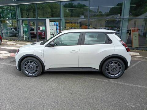 R5 Renault 5 E-Tech Electrique 150 ch autonomie confort Evoluti 2026 occasion 29150 Ch&acirc;teaulin