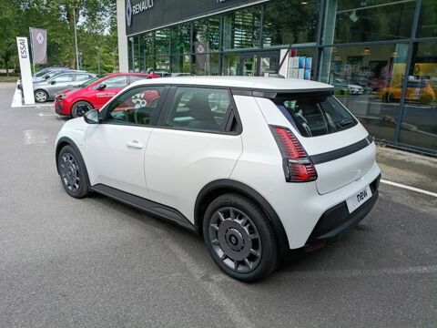 R5 Renault 5 E-Tech Electrique 150 ch autonomie confort Evoluti 2026 occasion 29150 Ch&acirc;teaulin