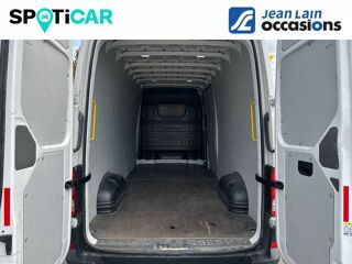 Crafter CRAFTER VAN 35 L4H3 2.0 TDI 140 CH BVA BUSINESS 2023 occasion 74600 Seynod