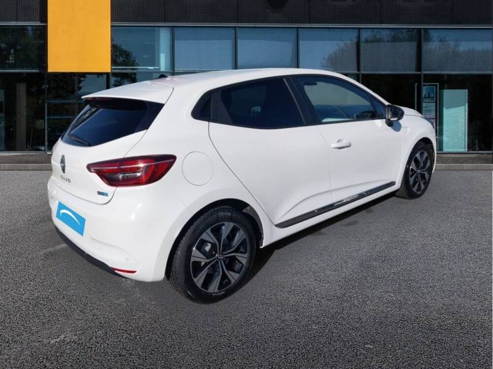 Clio E-Tech hybride 145 Evolution 2023 occasion 14200 H&eacute;rouville-Saint-Clair