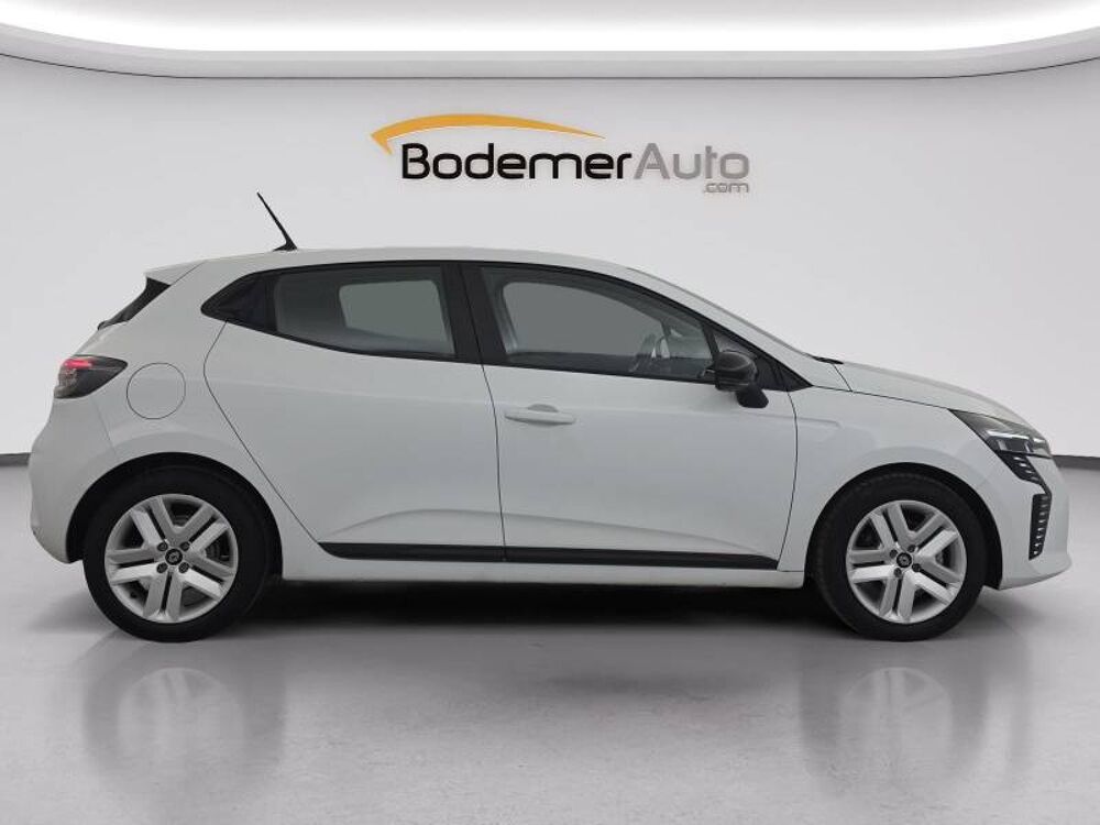 Clio E-Tech full hybrid 145 Evolution 2023 occasion 29000 Quimper