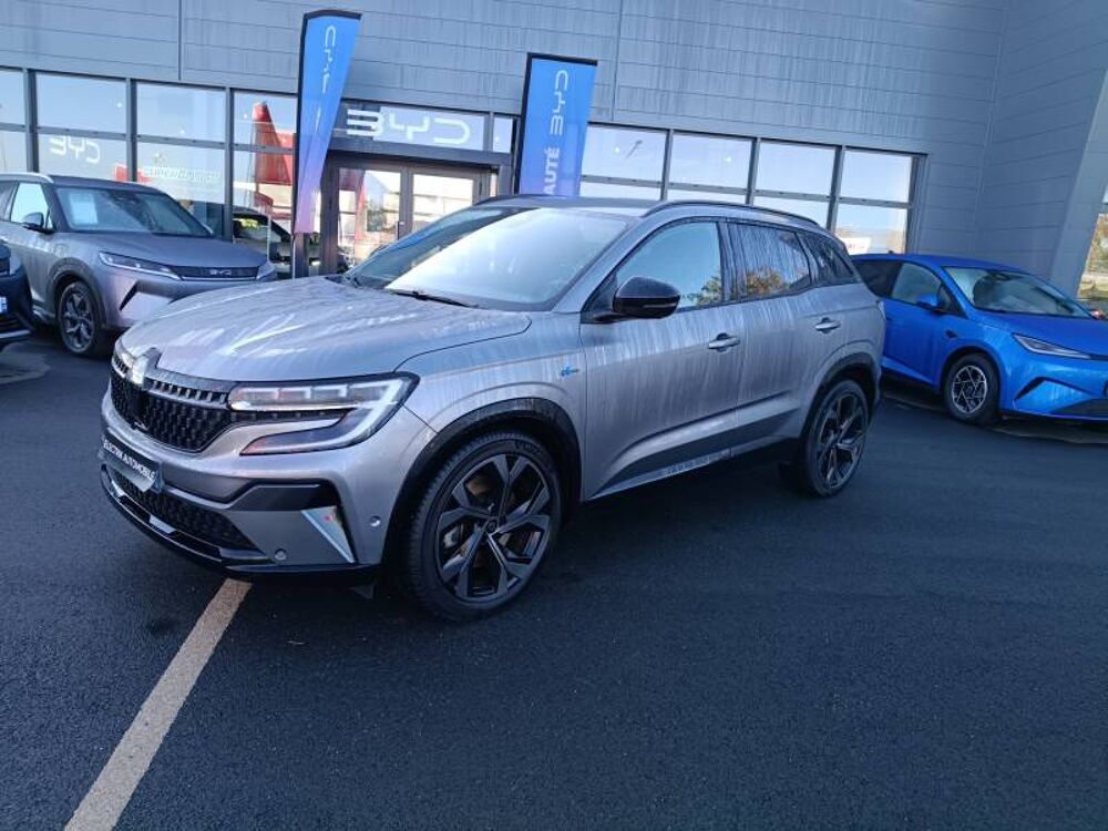 Austral E-Tech hybrid 200 Iconic esprit Alpine 2023 occasion 49070 Beaucouz&eacute;