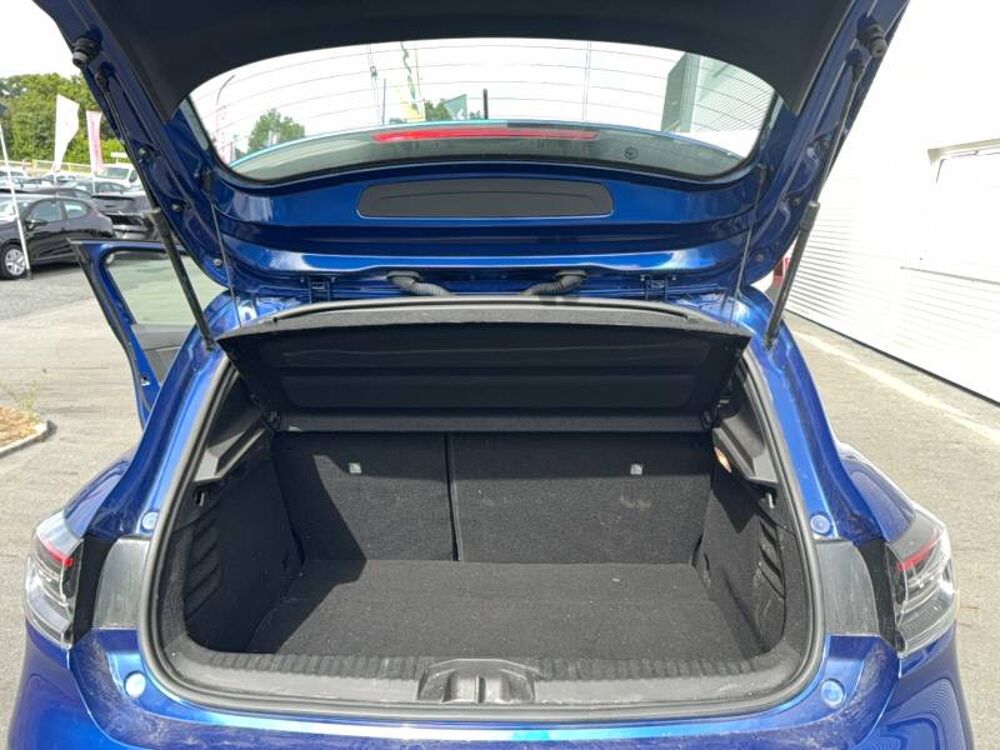Clio E-Tech full hybrid 145 Evolution 2024 occasion 22200 Guingamp