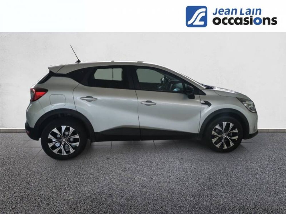 Captur mild hybrid 140 EDC Evolution 2024 occasion 04130 Volx