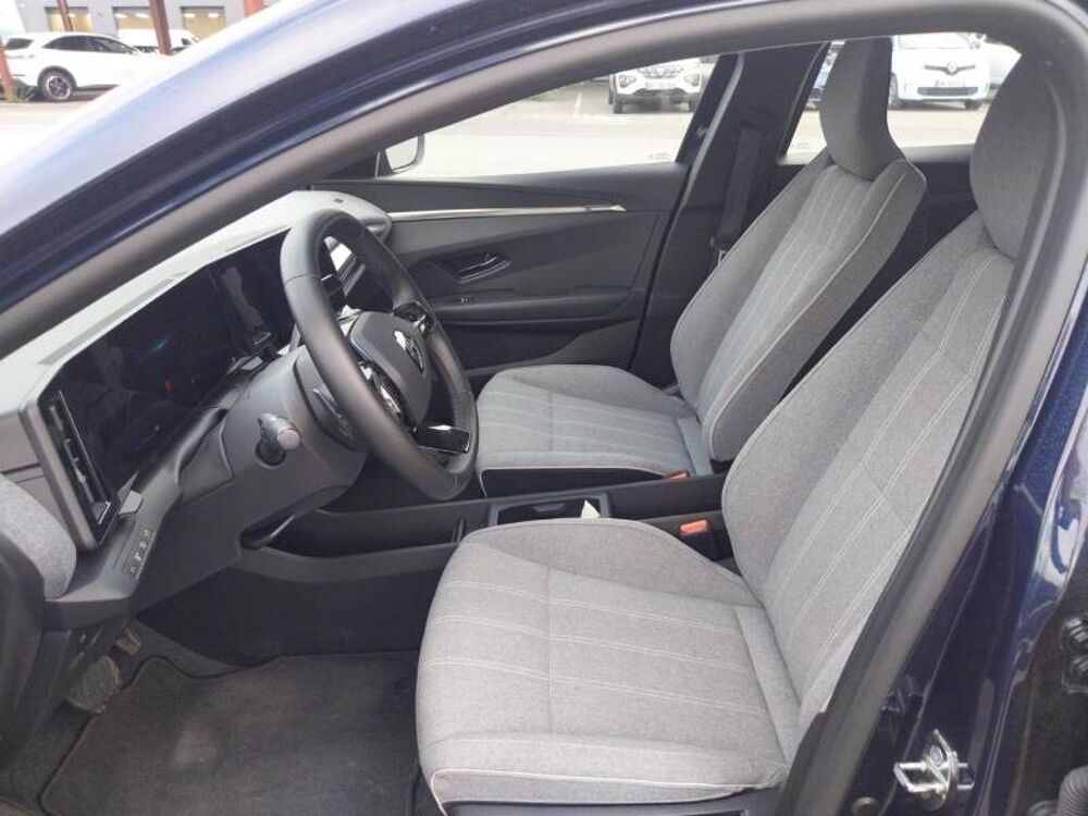 M&eacute;gane Megane E-Tech EV40 130ch standard charge Equilibre 2023 occasion 29200 Brest