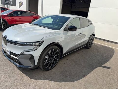 Annonce voiture Renault Mégane 33390 €