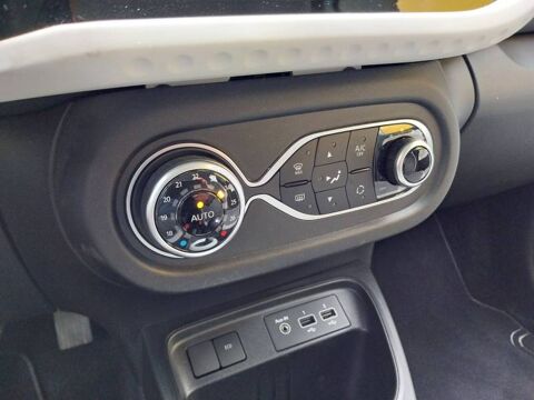 Twingo III E-Tech Equilibre 2022 occasion 61200 Argentan