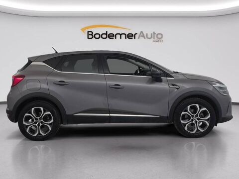 Captur E-Tech Plug-in 160 - 21 Intens 2022 occasion 22200 Guingamp